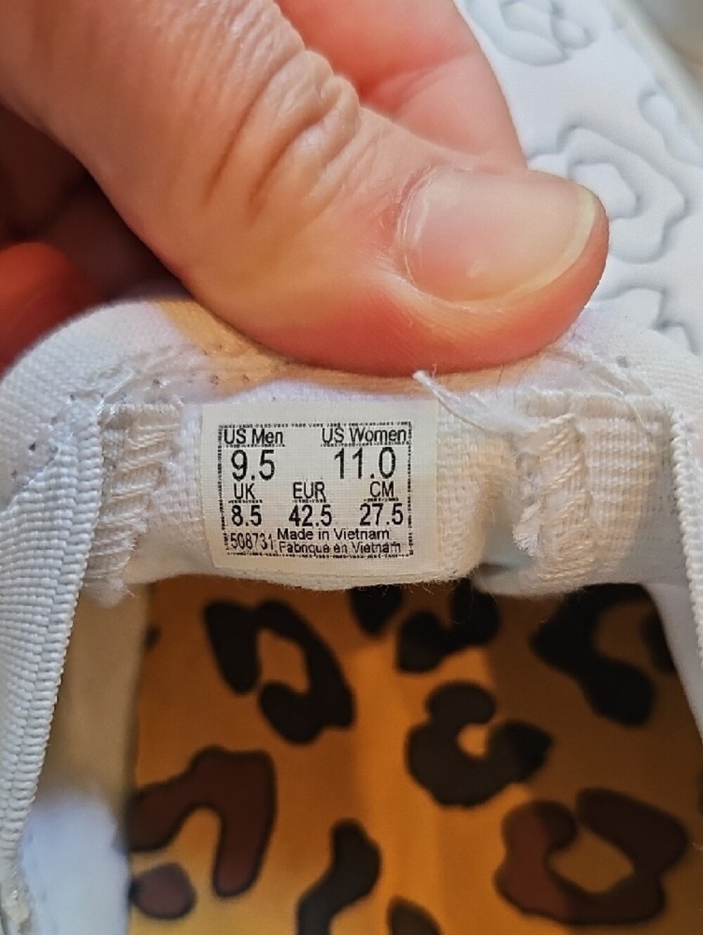 VANS Classic White Slip-On U-Paint Sneakers Leopard/Zebra Outline, M 9.5, W 11 - Picture 7 of 7